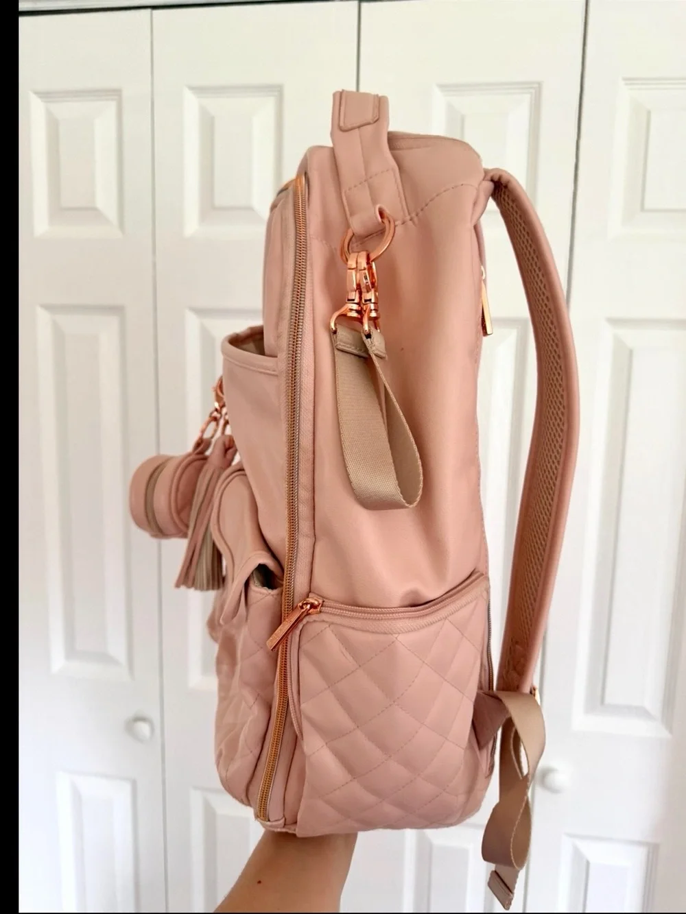 🦋Itzy Ritzy Boss Plus Diaper Bag  Backpack Blush Pink and  Diaper Bag Charm pod